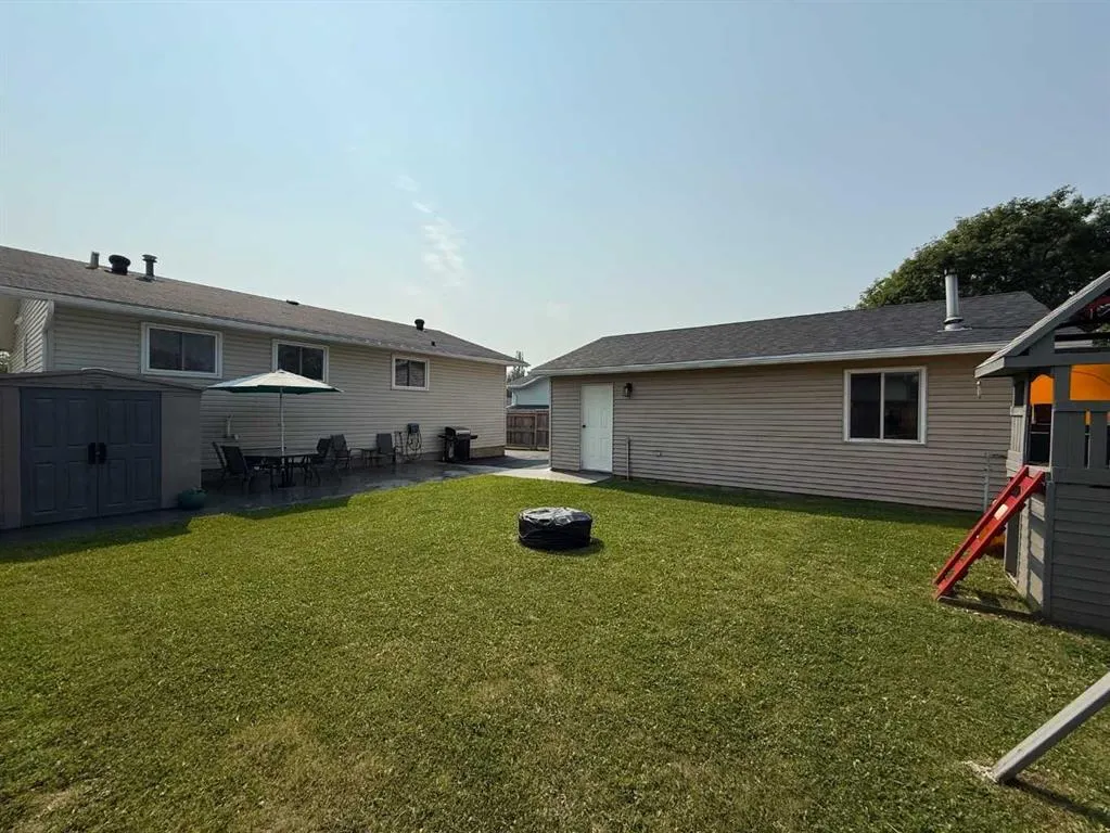 129 Wapiti Crescent