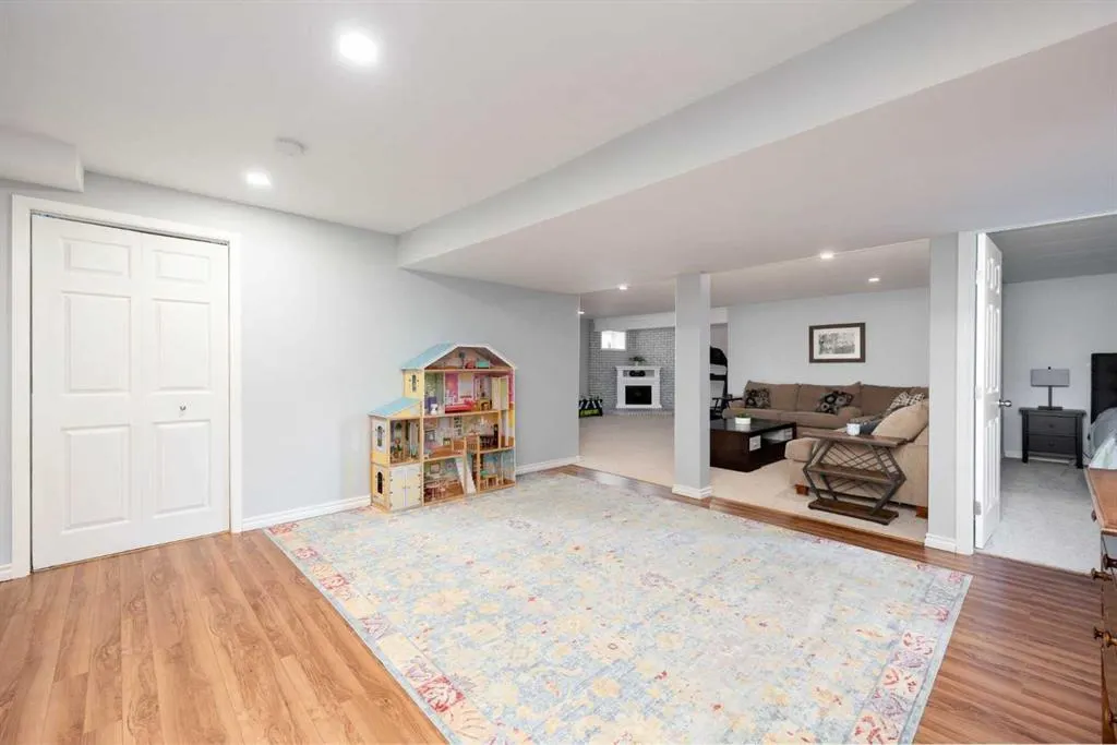 129 Wapiti Crescent