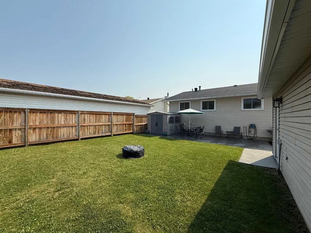 129 Wapiti Crescent