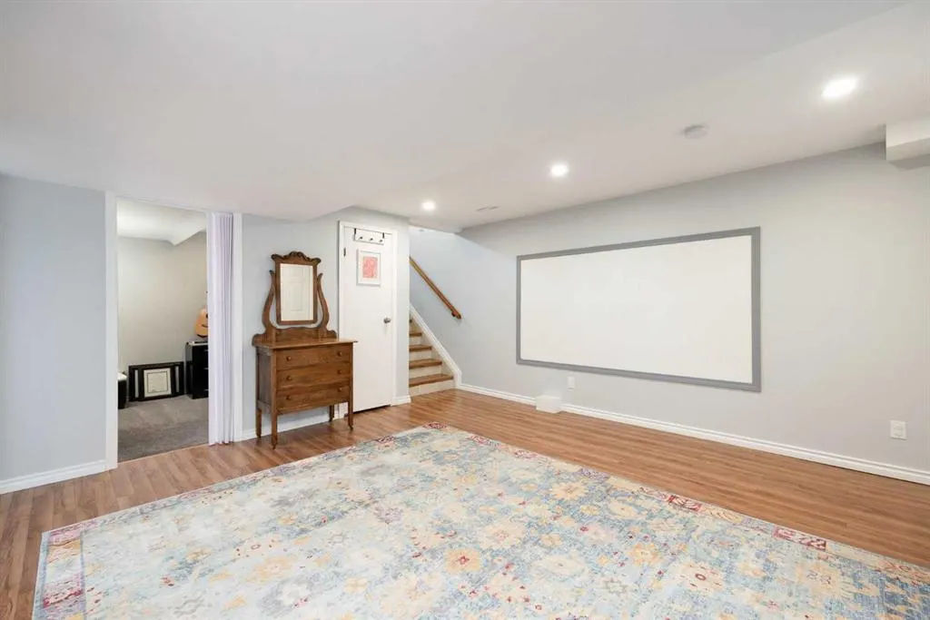 129 Wapiti Crescent