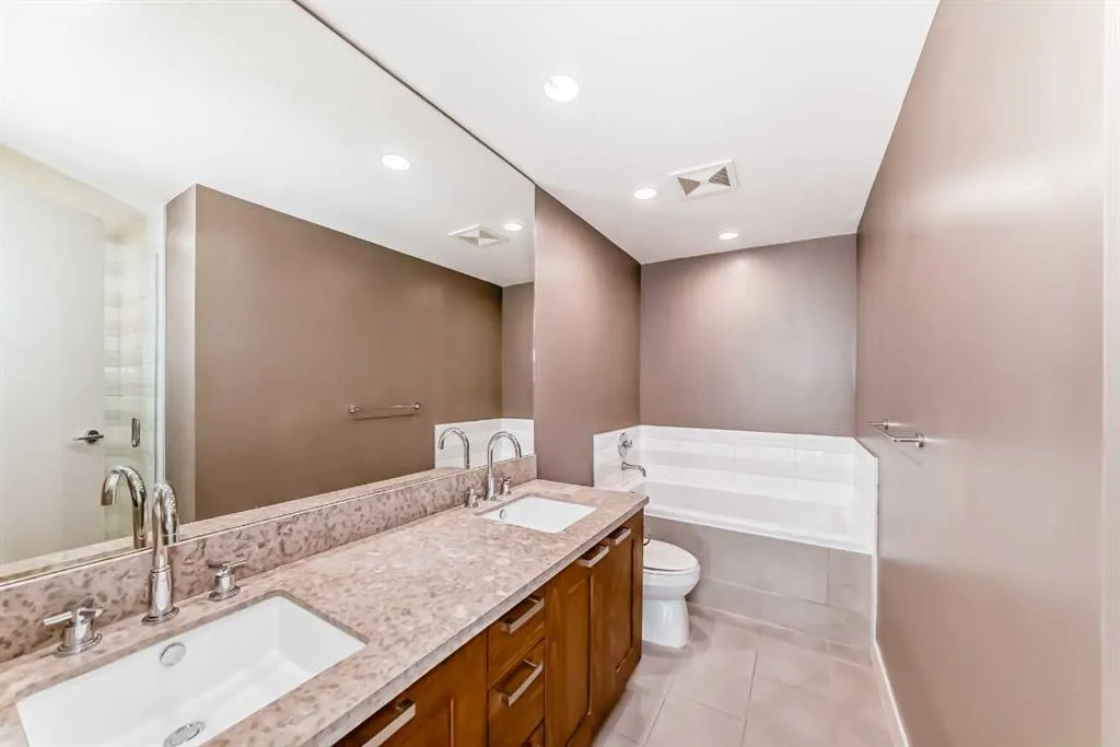 222 Riverfront Avenue SW, #521