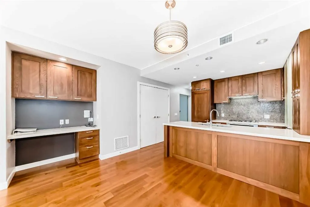 222 Riverfront Avenue SW, #521