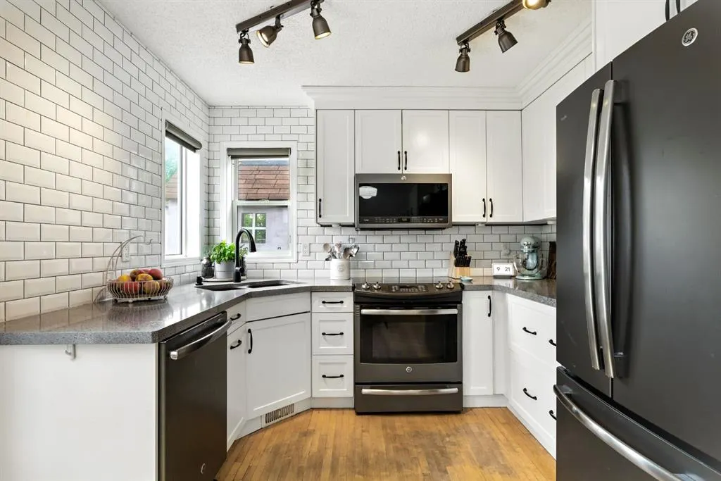 142 Harvest Rose Circle NE