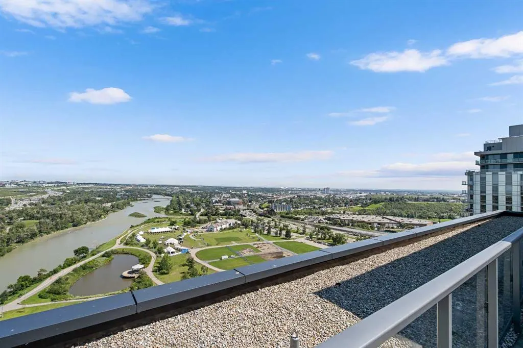615 6 Avenue SE, #801