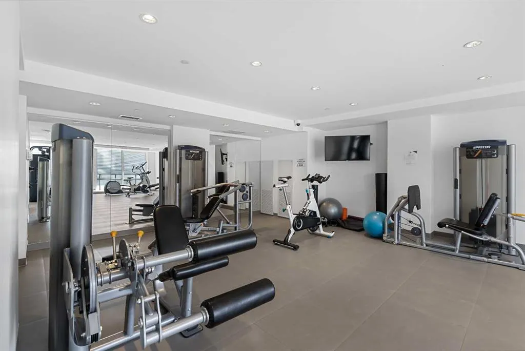 615 6 Avenue SE, #801