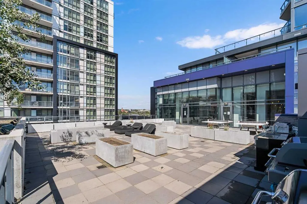 615 6 Avenue SE, #801