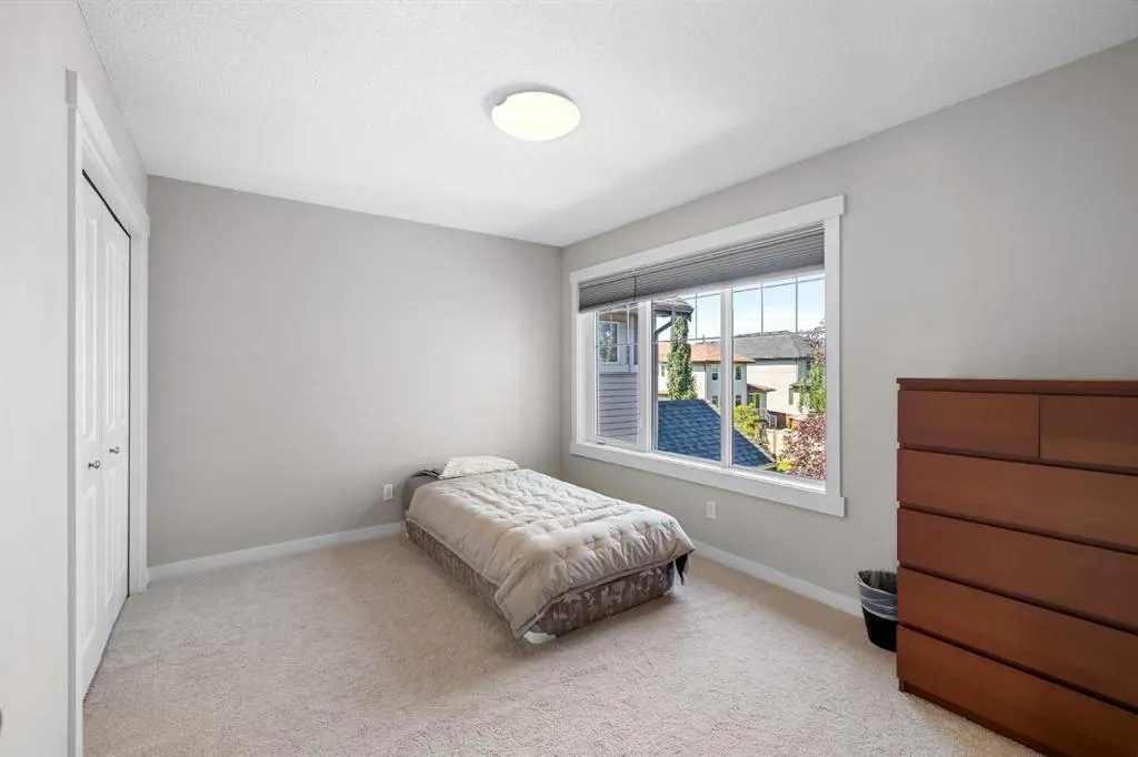 134 Panamount Road NW