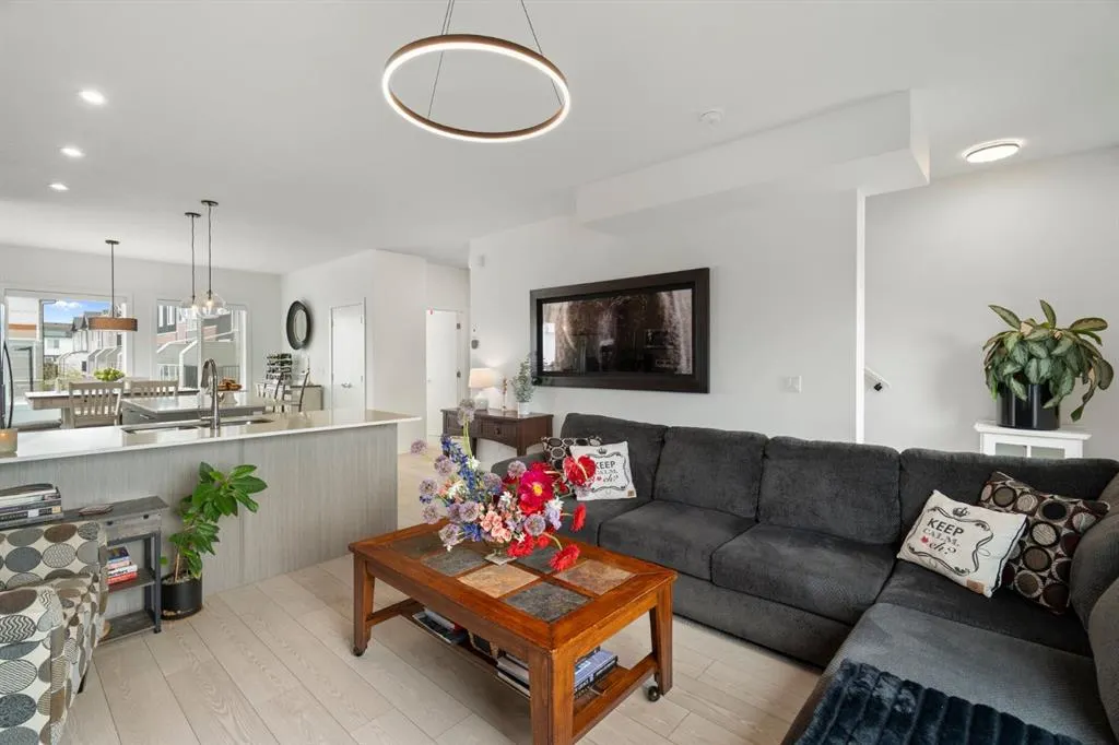 335 Creekside Boulevard SW, #501