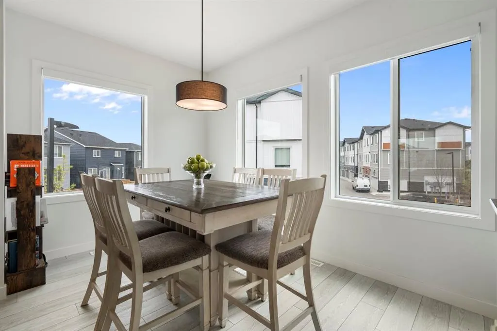 335 Creekside Boulevard SW, #501