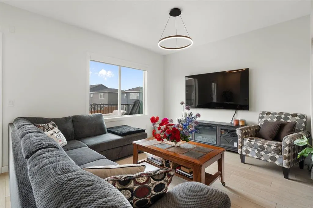 335 Creekside Boulevard SW, #501