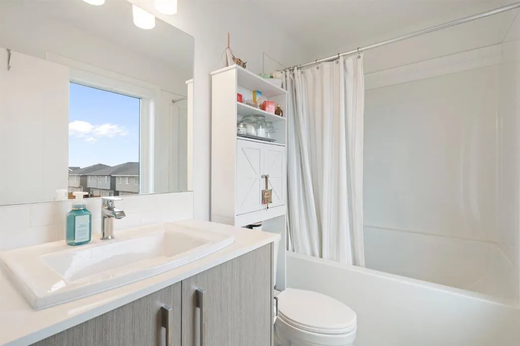335 Creekside Boulevard SW, #501