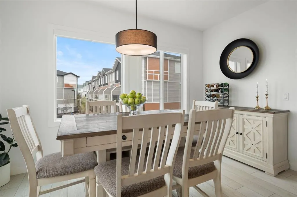 335 Creekside Boulevard SW, #501