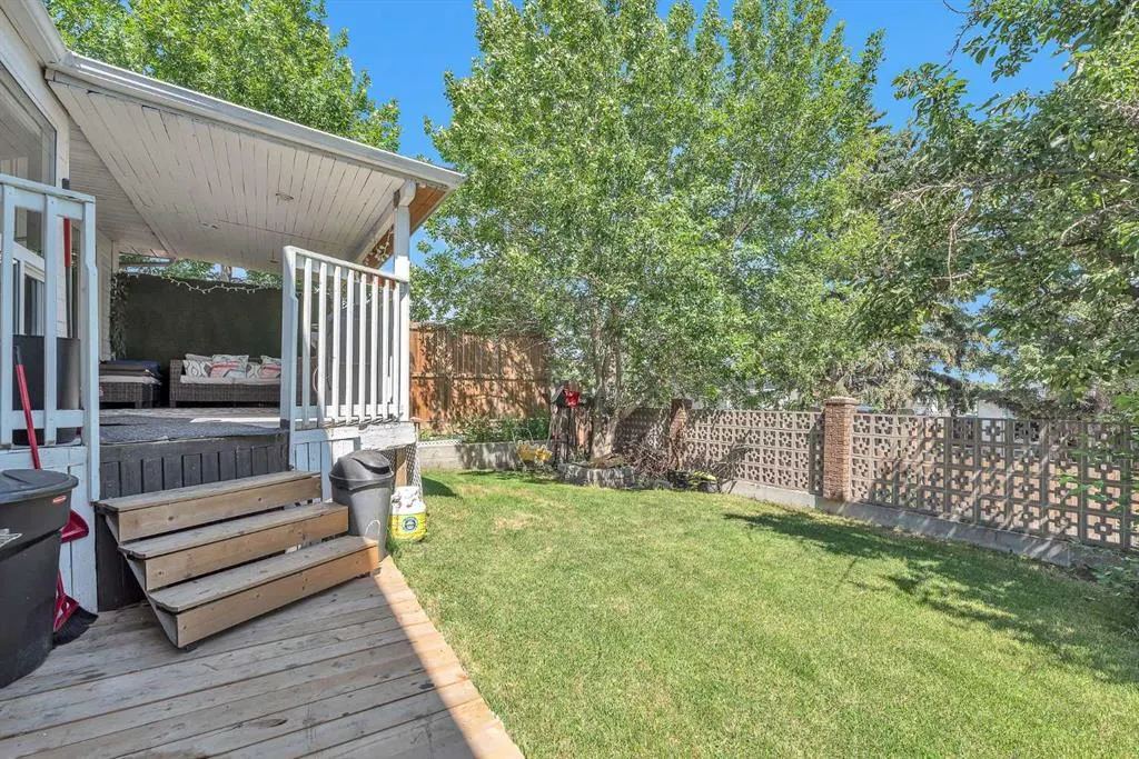 39 Templeridge Bay NE