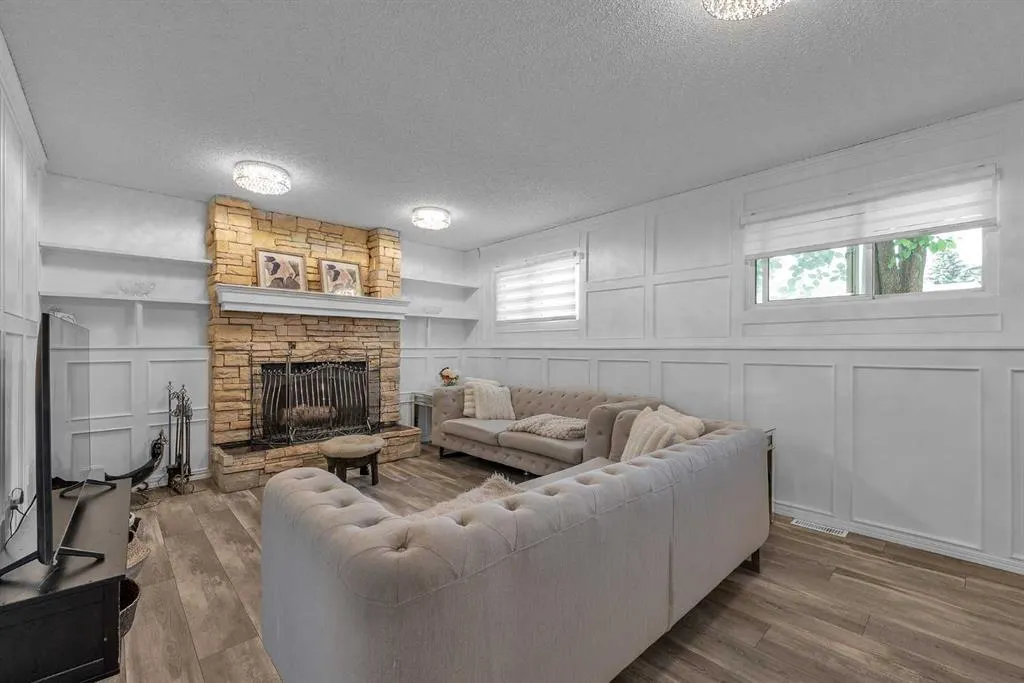 39 Templeridge Bay NE