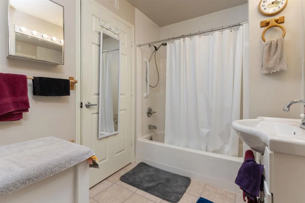 4623 65 Street, #207
