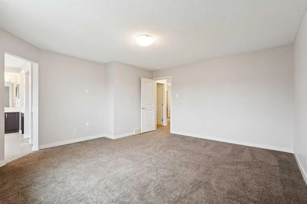 15 Sherwood Gate NW