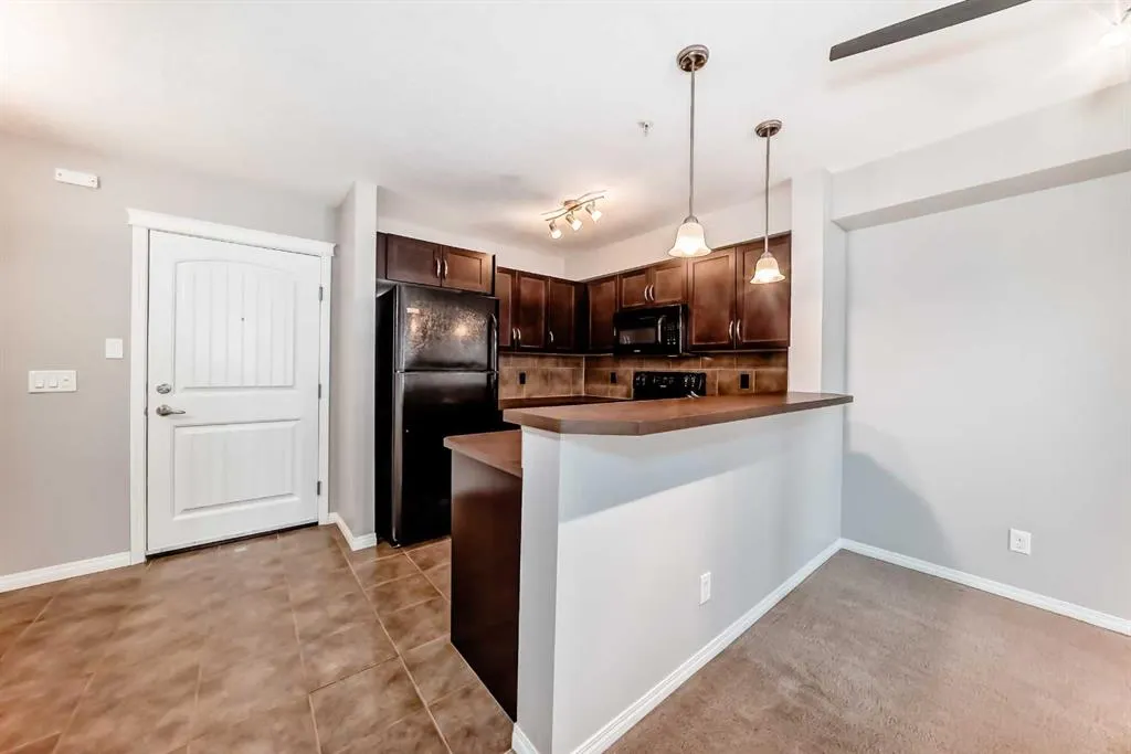 115 Prestwick Villas SE, #2124