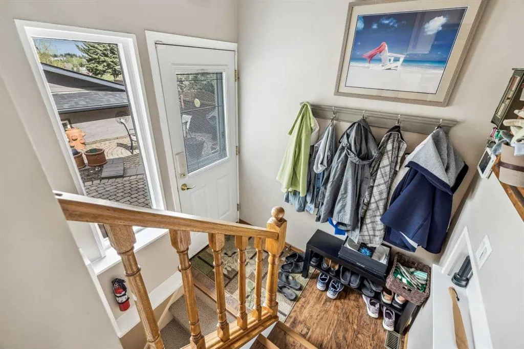 264 Parkland Crescent SE