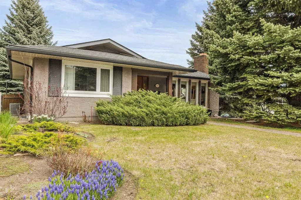 264 Parkland Crescent SE