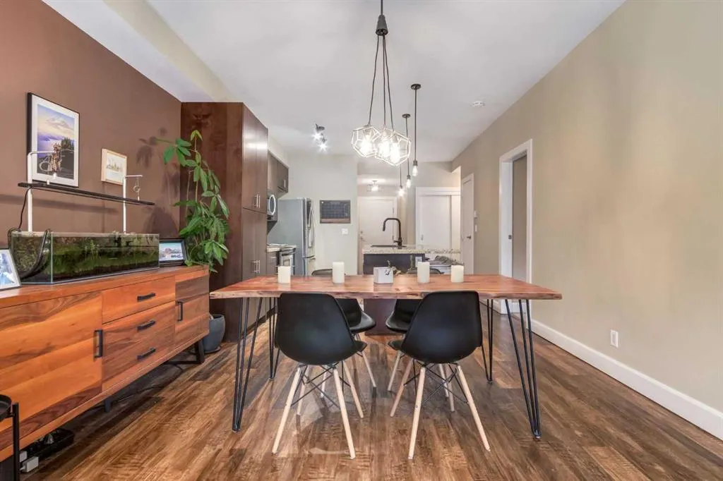 1321 Kensington Close NW, #109