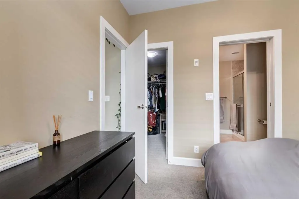 1321 Kensington Close NW, #109