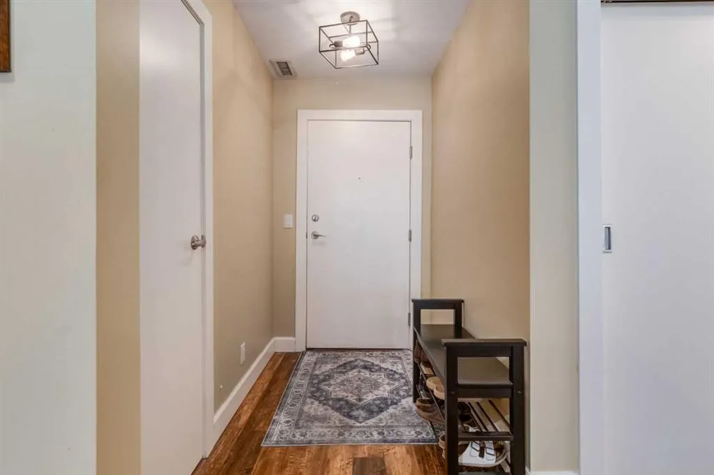 1321 Kensington Close NW, #109