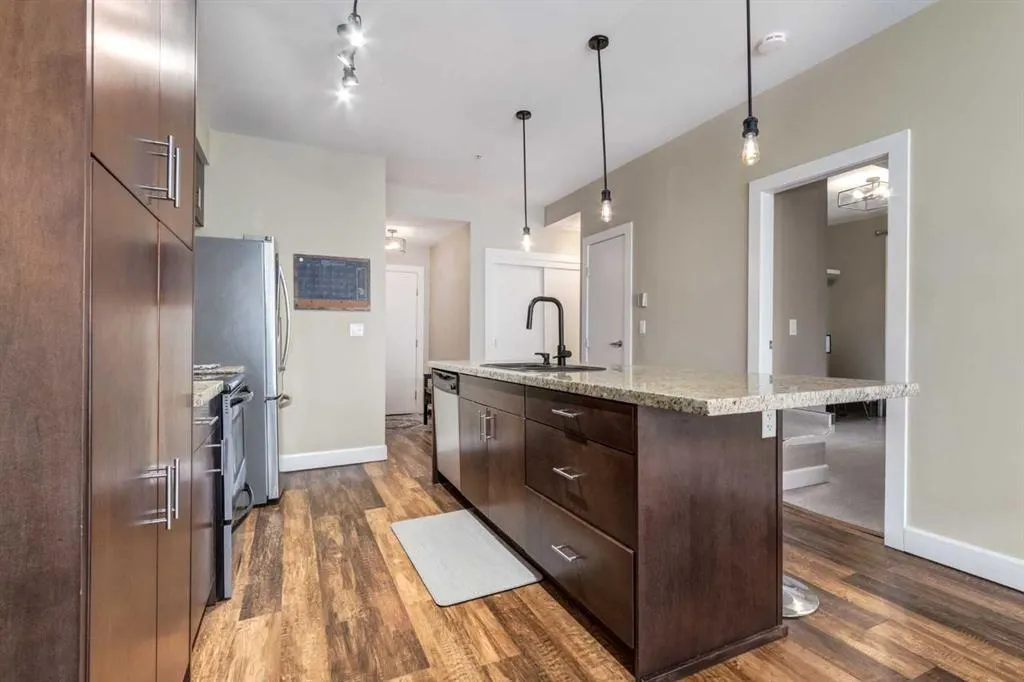 1321 Kensington Close NW, #109