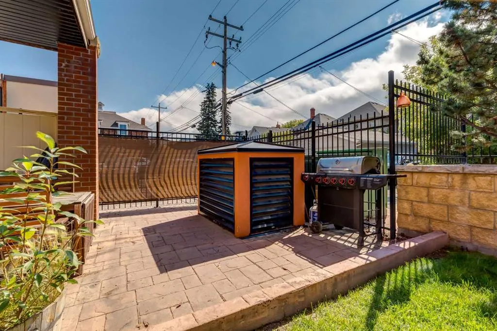 1321 Kensington Close NW, #109