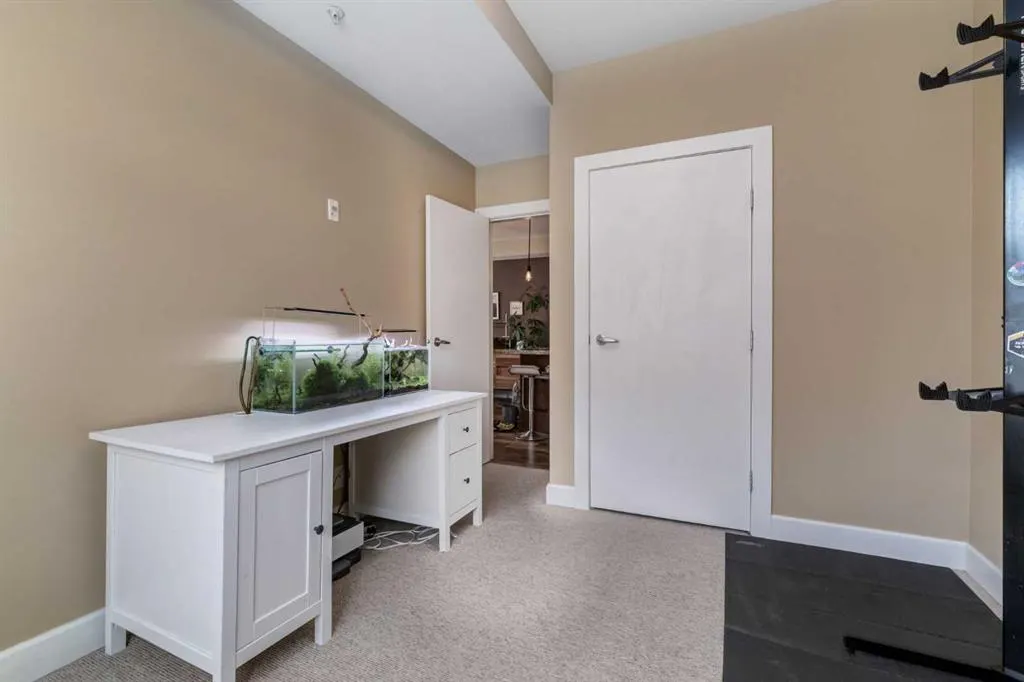 1321 Kensington Close NW, #109