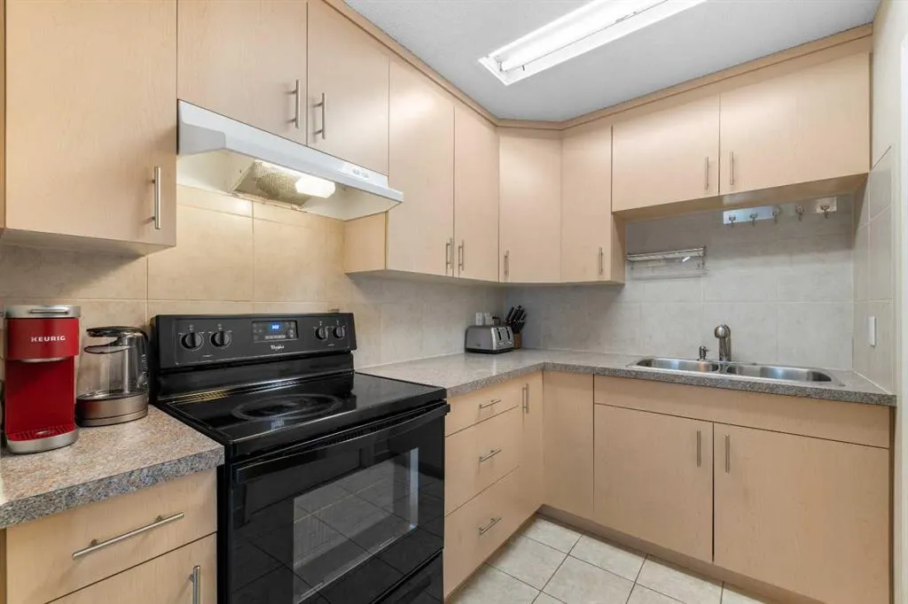 13104 Elbow Drive SW, #101