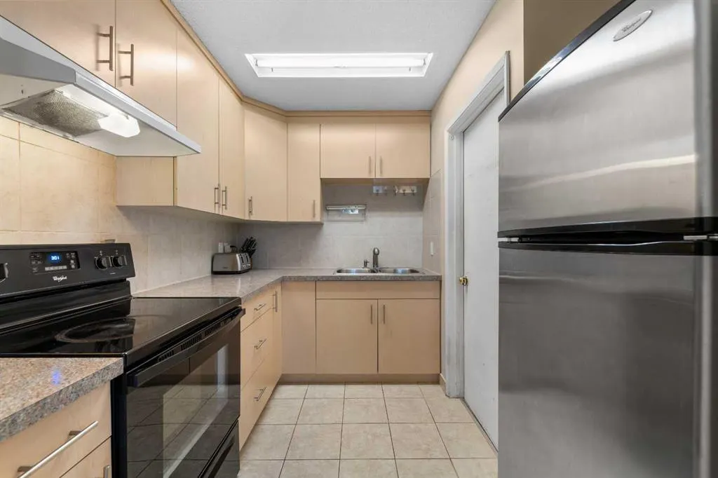 13104 Elbow Drive SW, #101