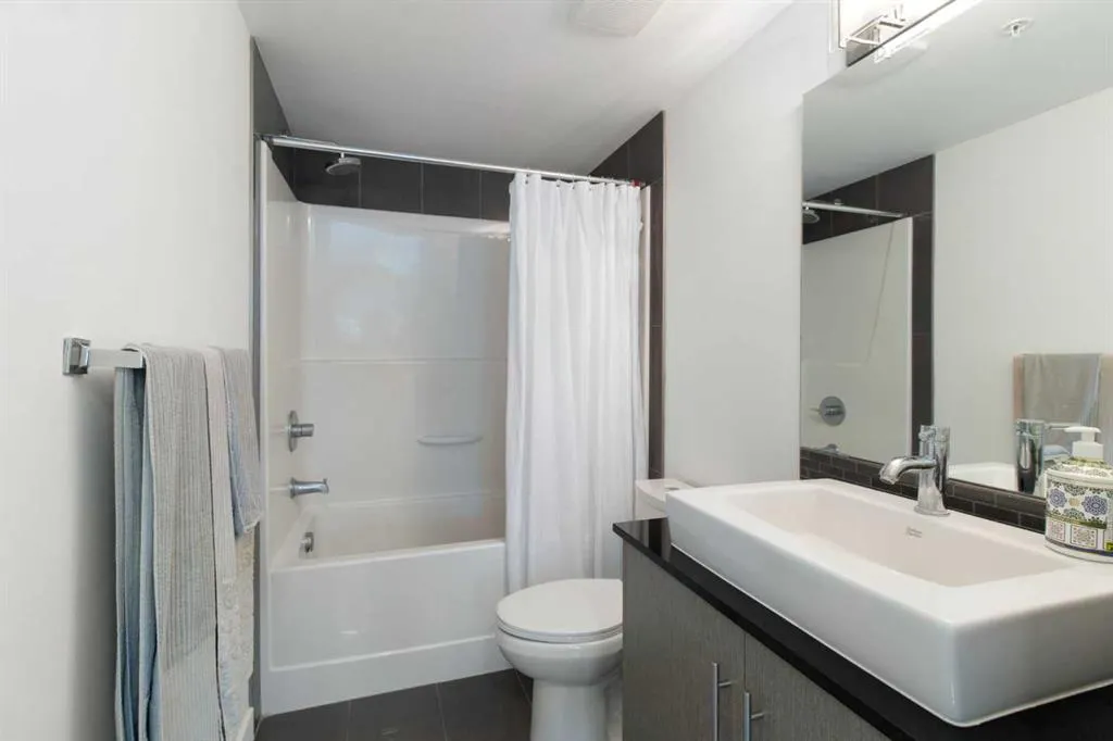 11 Mahogany Row SE, #1312