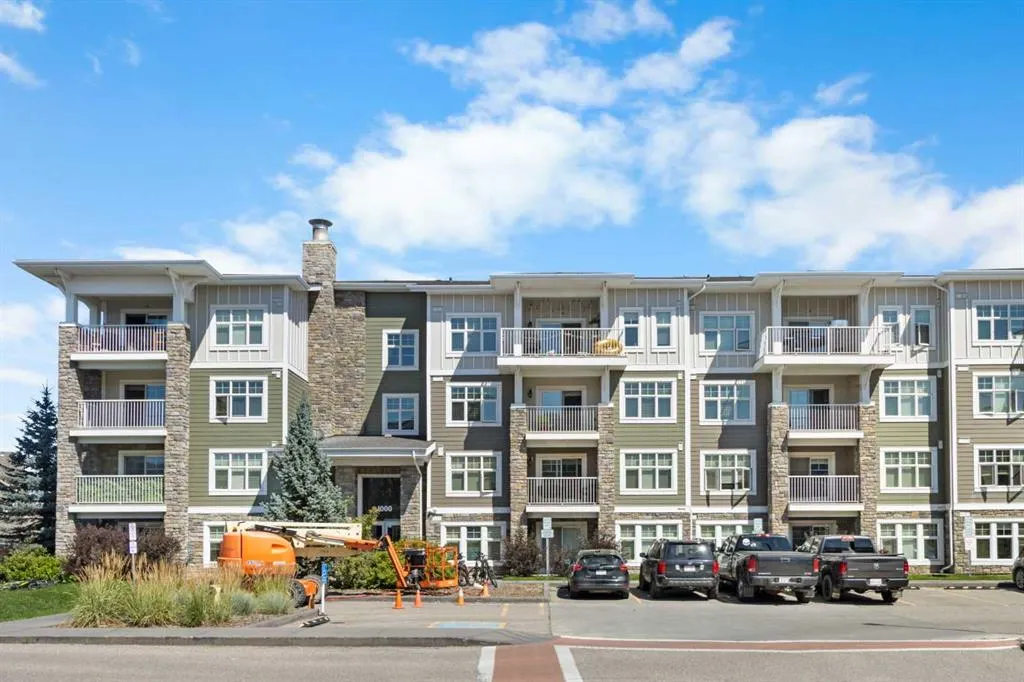 11 Mahogany Row SE, #1312