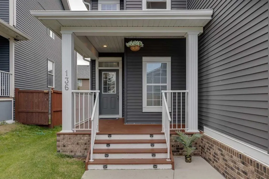 136 Kinniburgh Gardens