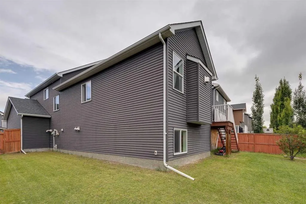 136 Kinniburgh Gardens
