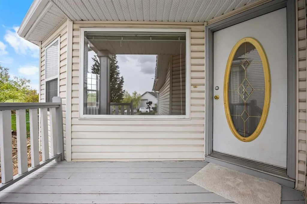 99 Arbour Crest Rise NW