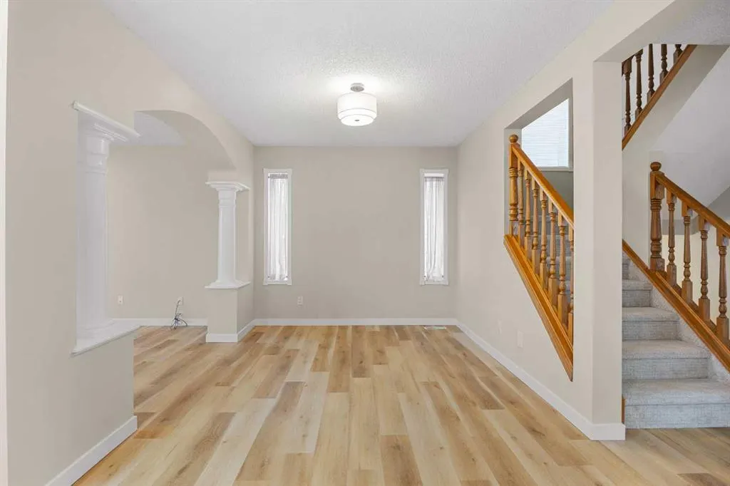 99 Arbour Crest Rise NW