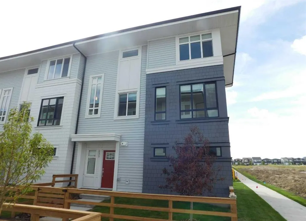 857 Belmont Drive SW, #233