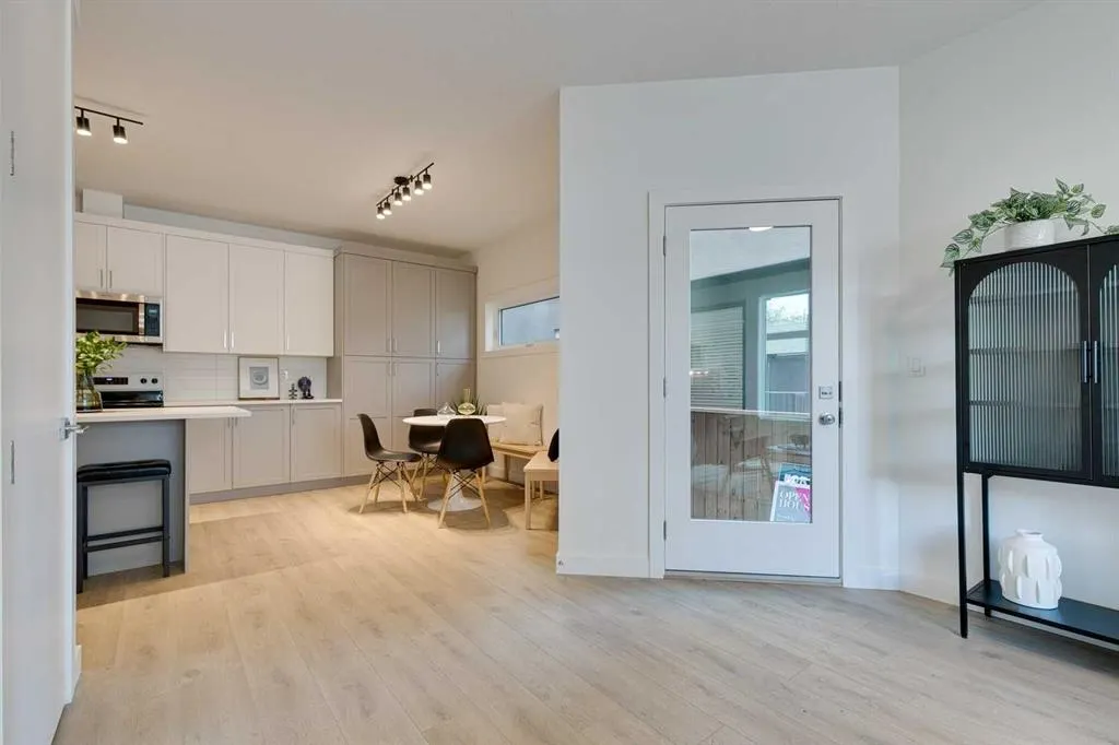 4534 17 Avenue NW, #2