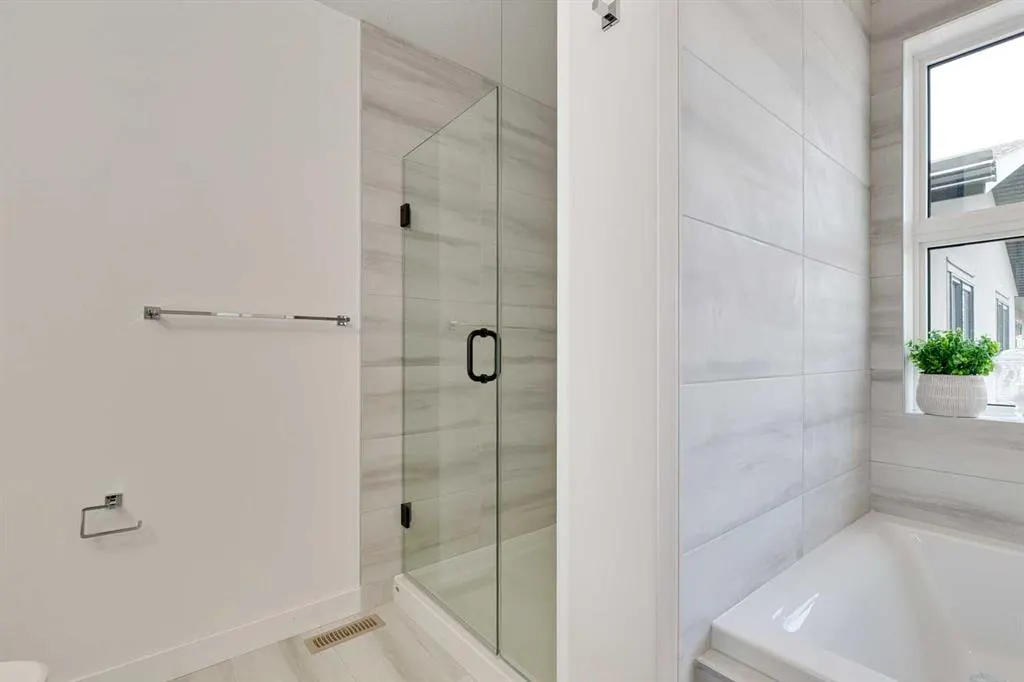 4534 17 Avenue NW, #2