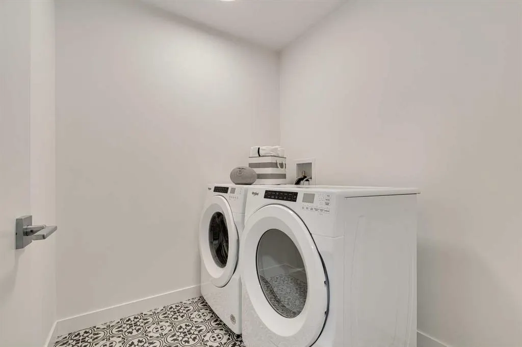 4534 17 Avenue NW, #2