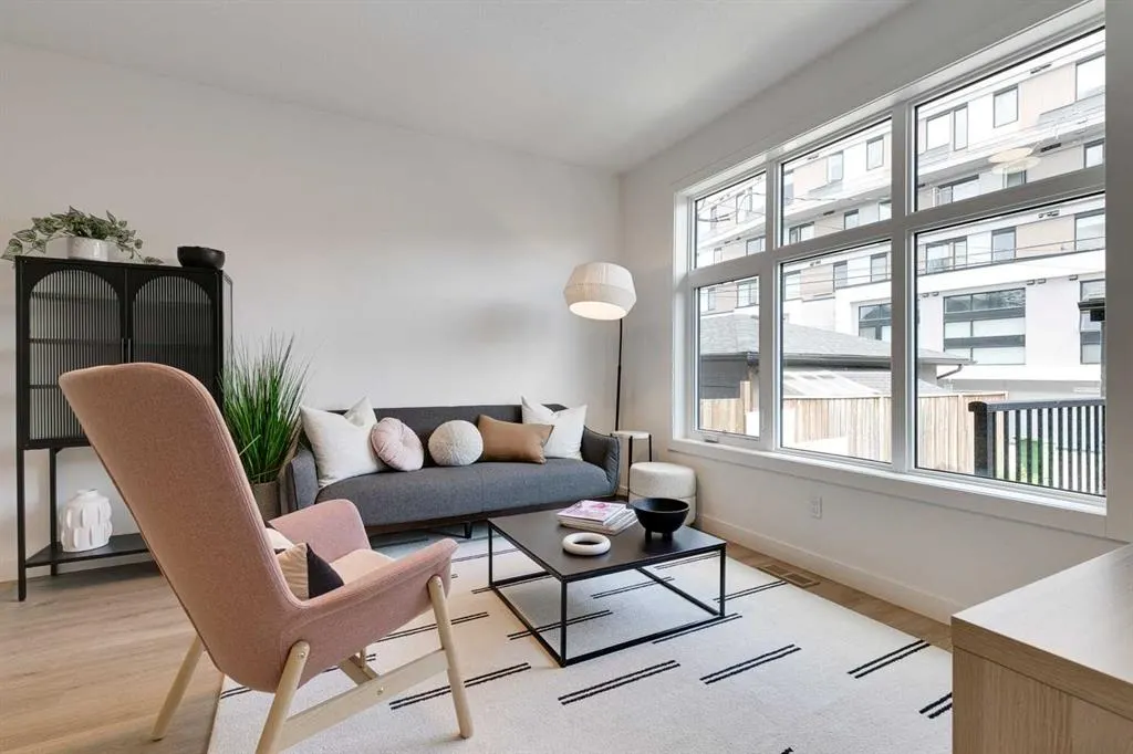 4534 17 Avenue NW, #2