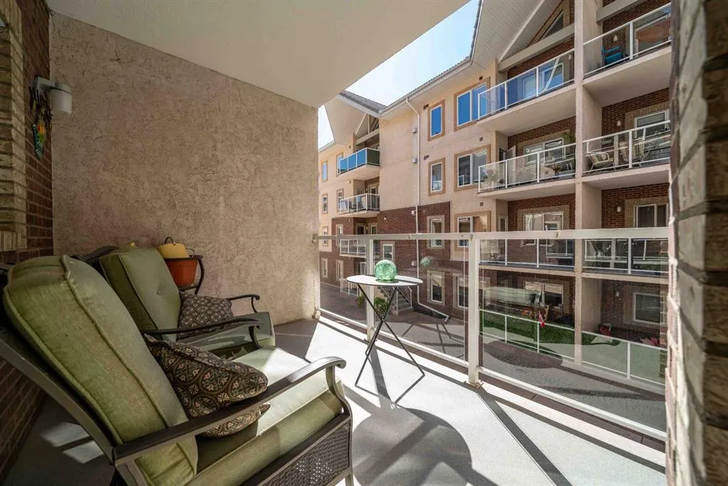 1182 Southview Drive SE, #216
