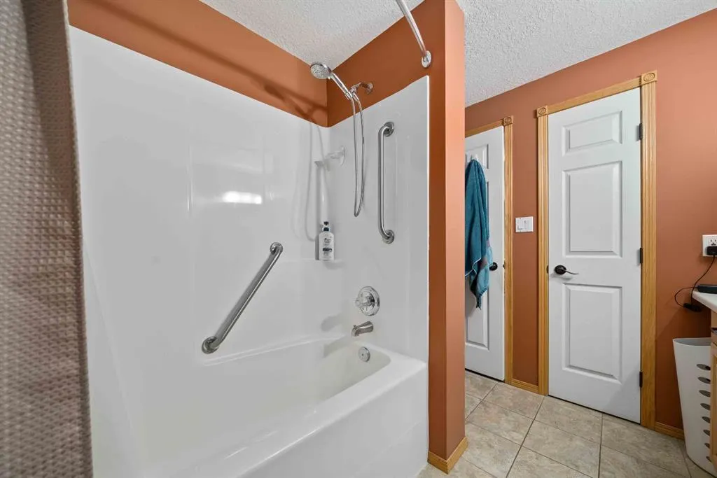 1182 Southview Drive SE, #216