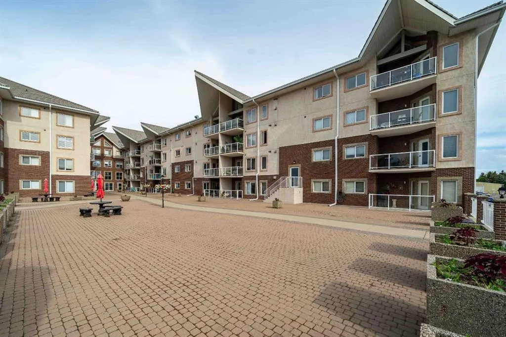 1182 Southview Drive SE, #216
