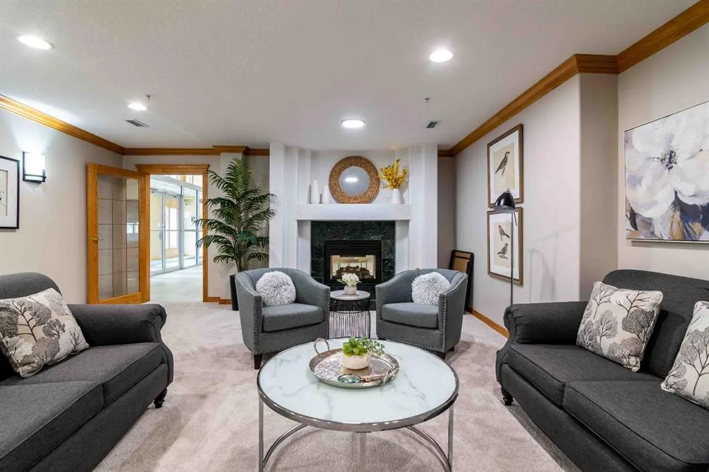 1182 Southview Drive SE, #216