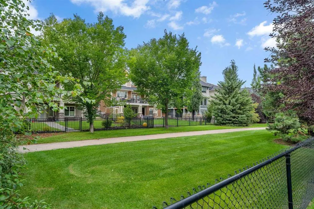 255 Coopers Hill SW