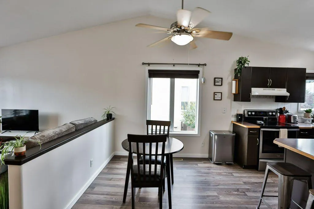 36 Blackfoot Circle W