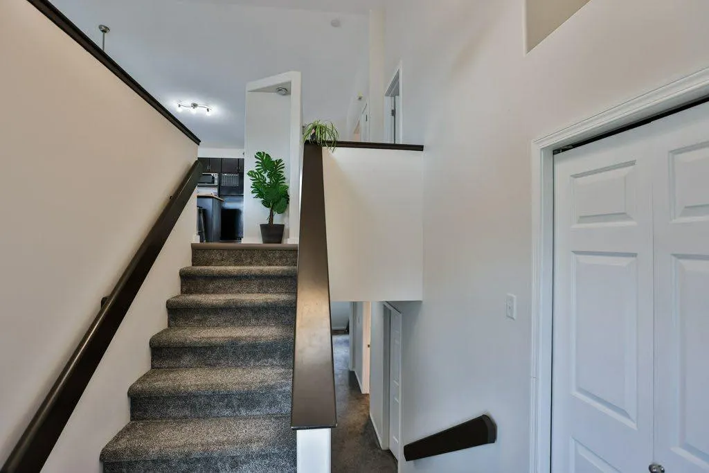 36 Blackfoot Circle W
