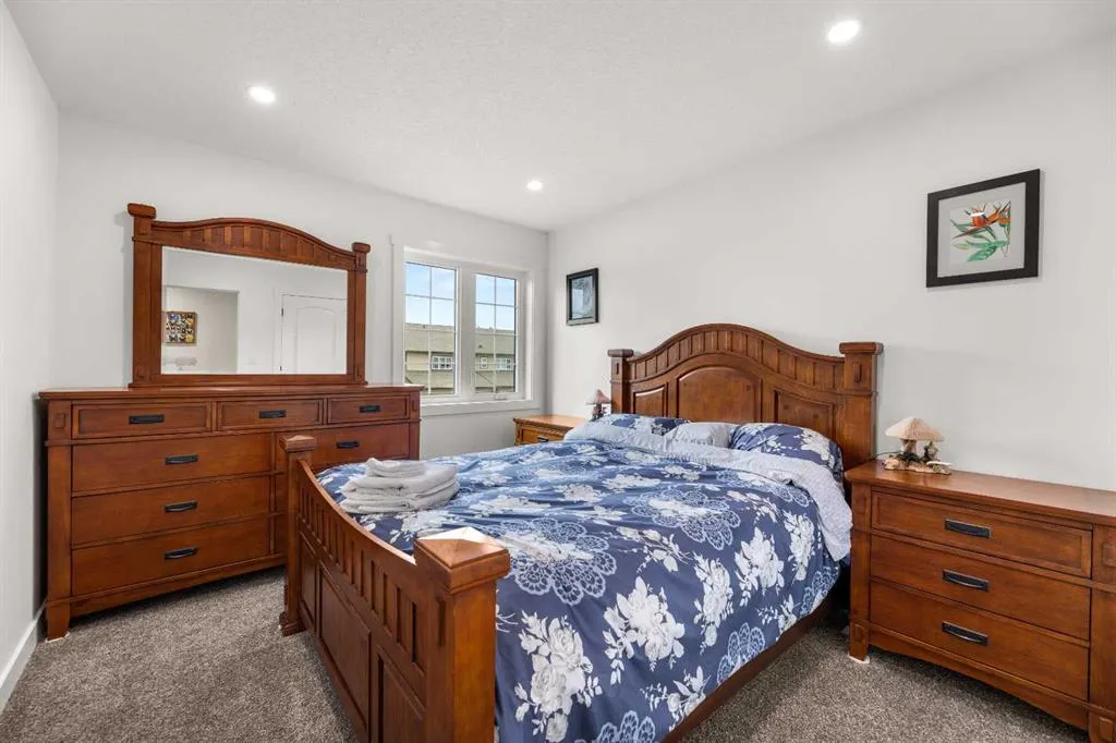 20 Poplar Ridge Close